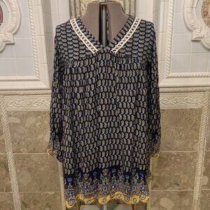 UMGEE. Sz L. Bust 44". Border Print Tunic w Lace Insert. USA Cotton/poly. B39